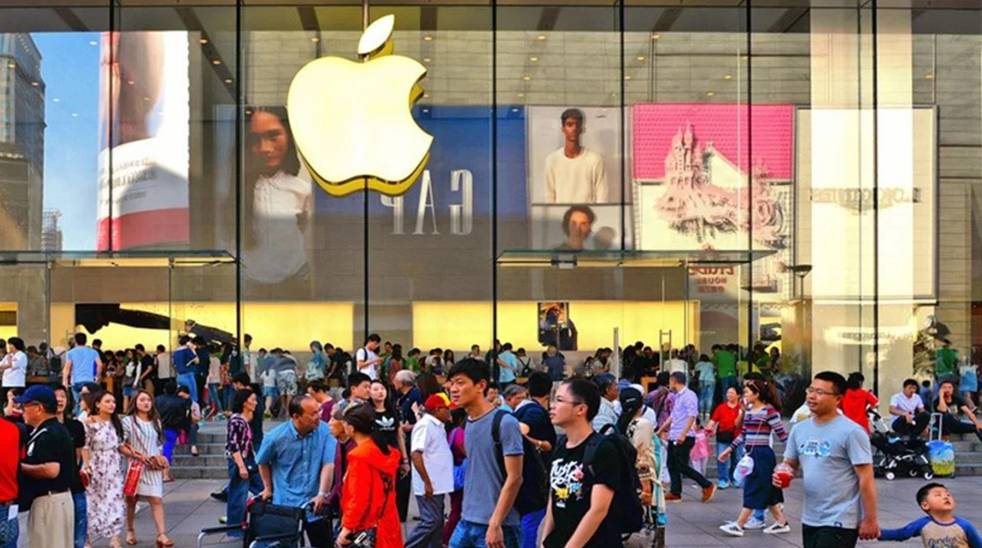 Μεγάλα μεγέθη, πελώριες καταναλώσεις, τεράστιες εκπομπές