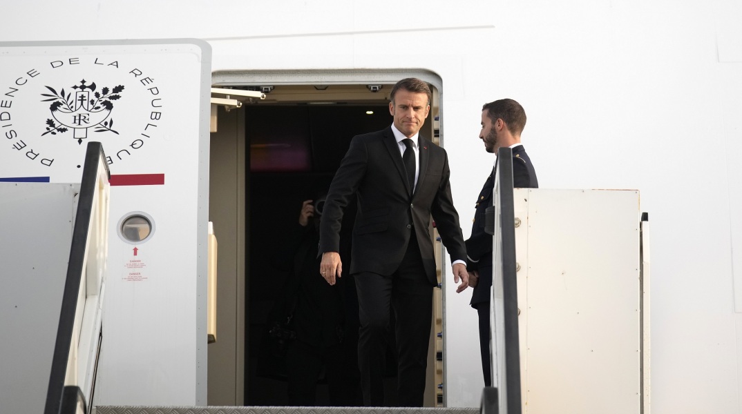 Γαλλία - Μεσανατολικό: Ο πρόεδρος Εμανουέλ Μακρόν θα συναντηθεί σήμερα με τον Παλαιστίνιο πρόεδρο Μαχμούντ Αμπάς στη Ραμάλα - Επίσκεψη στο Τελ Αβίβ.