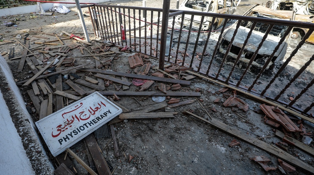 Έκρηξη στο νοσοκομείο Αλ-Αχλί στη Λωρίδα της Γάζας: New York Times και BBC ομολογούν λάθη στην κάλυψη του γεγονότος και στην απόδοση ευθυνών στο Ισραήλ. 