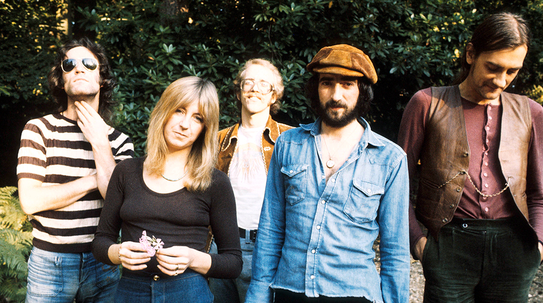 Fleetwood Mac: Τα 50 χρόνια του «Hypnotized» και το βιβλίο για την ιστορία της μπάντας