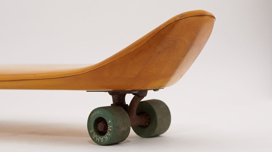 «Skateboard»: Εγκαινιάστηκε η έκθεση στο Design Museum του Λονδίνου - 90 σπάνιες και ξεχωριστές σανίδες ιχνηλατούν τη σχεδιαστική ιστορία του αθλήματος.
