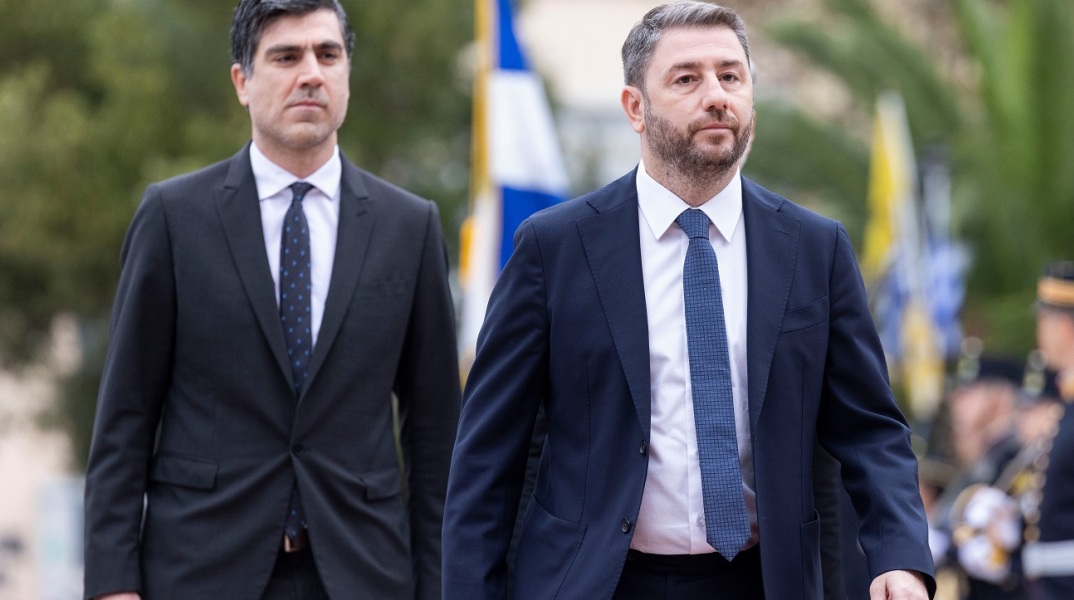 Νίκος Ανδρουλάκης: Στη Θεσσαλονίκη για την επέτειο της απελευθέρωσης και τη γιορτή του Αγίου Δημητρίου ο πρόεδρος του ΠΑΣΟΚ - Δηλώσεις για το μεσανατολικό. 