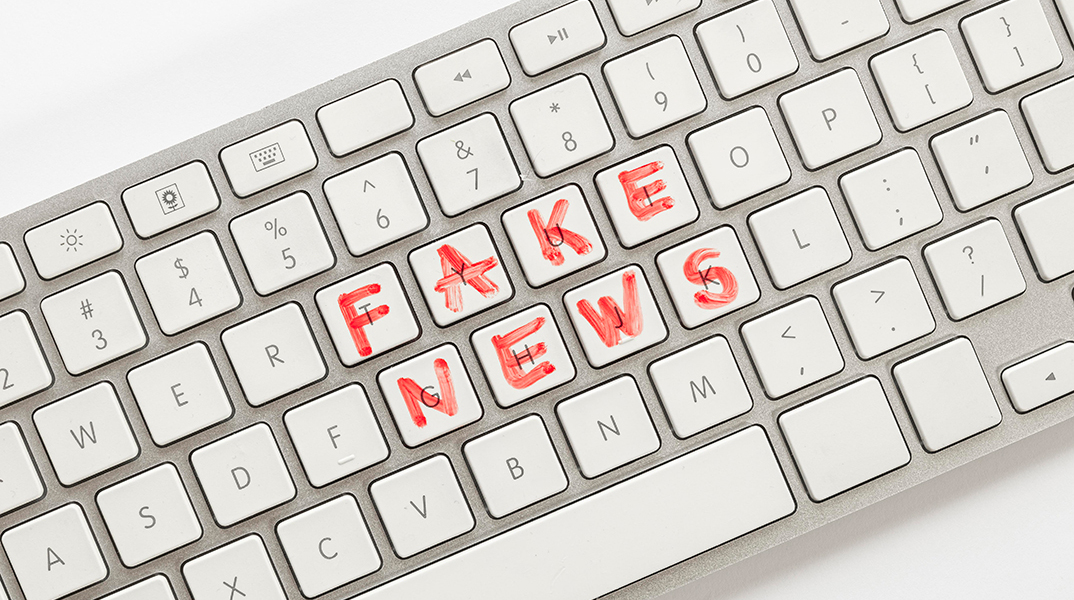 Ο «πόλεμος» στα πληκτρολόγια σε καιρούς κρίσης