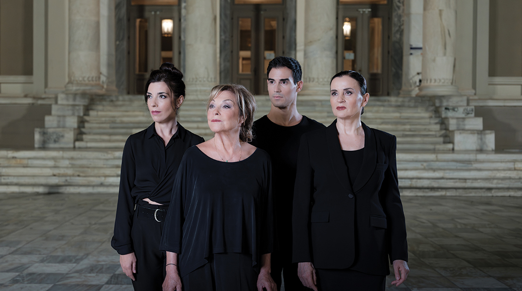 «Τρεις ψηλές γυναίκες» στο Δημοτικό Θέατρο Πειραιά