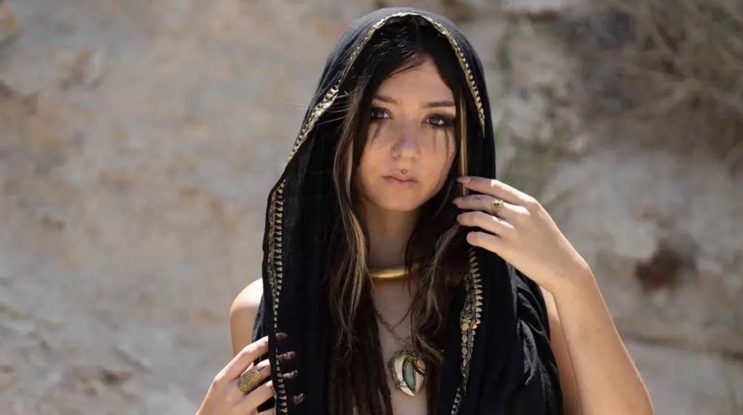 Σάνι Λουκ: Πώς βρήκε τον θάνατο στα χέρια της Χαμάς η 22χρονη γερμανοϊσραηλινή κοπέλα - Ο πρόεδρος του Ισραήλ επιβεβαίωσε ότι την αποκεφάλισαν.