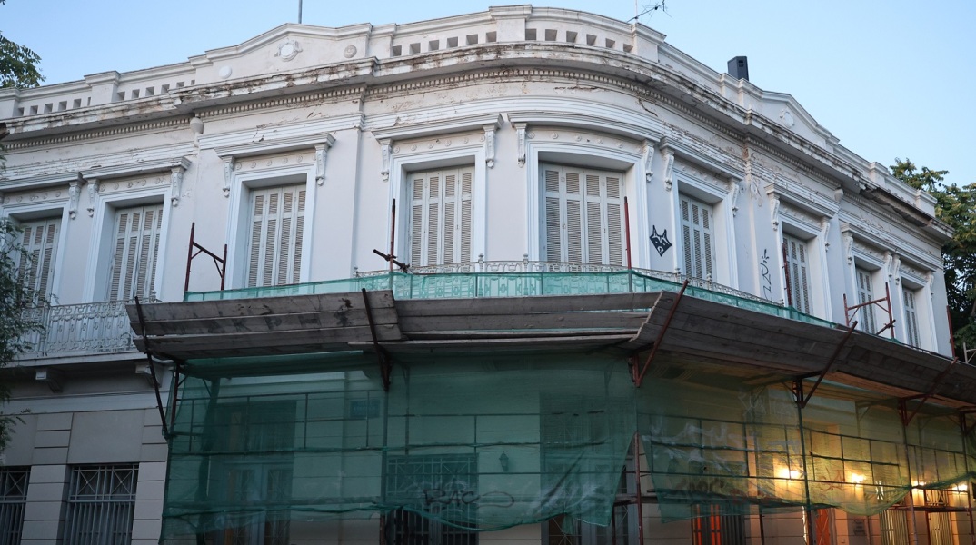 Υπουργείο Πολιτισμού: Η Επιτροπή Αναστολών του ΣτΕ απέρριψε το αίτημα του Συλλόγου Ελλήνων Αρχαιολόγων σχετικά με το κτίριο επί της Ερμού 134-136.