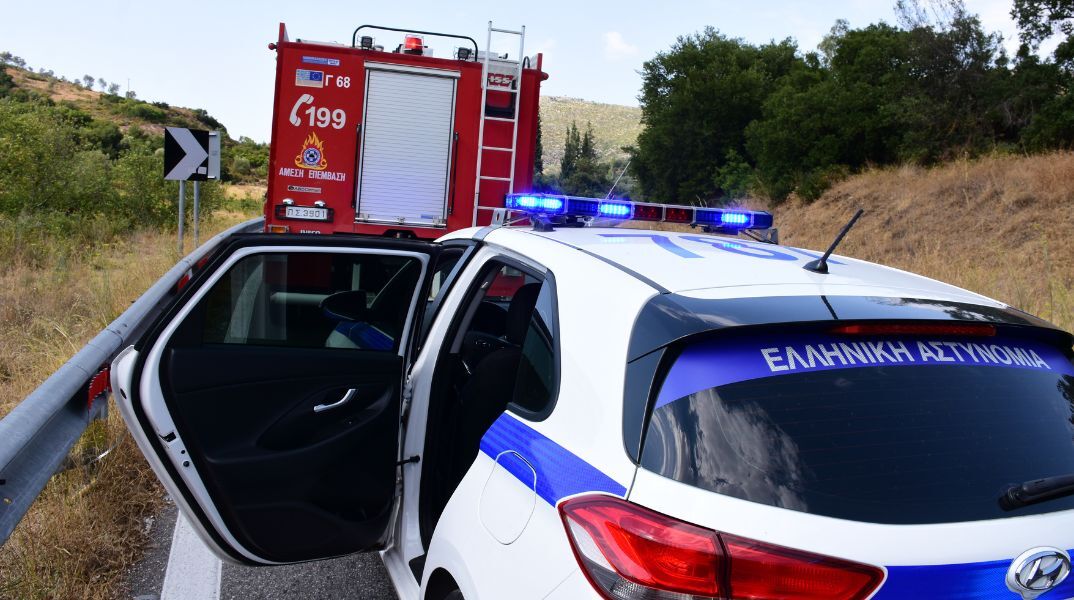 Βόλος: Οδηγός απανθρακώθηκε σε τροχαίο κοντά στον Αλμυρό - Η Πυροσβεστική έσβησε το φλεγόμενο αυτοκίνητο - Τα αίτια του δυστυχήματος.