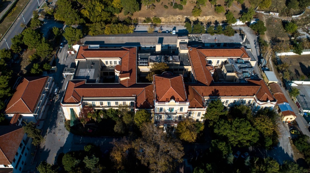 Εικόνα από ψηλά του κτιριακού συγκροτήματος του νοσοκομείου «Άγιος Δημήτριος» στη Θεσσαλονίκη