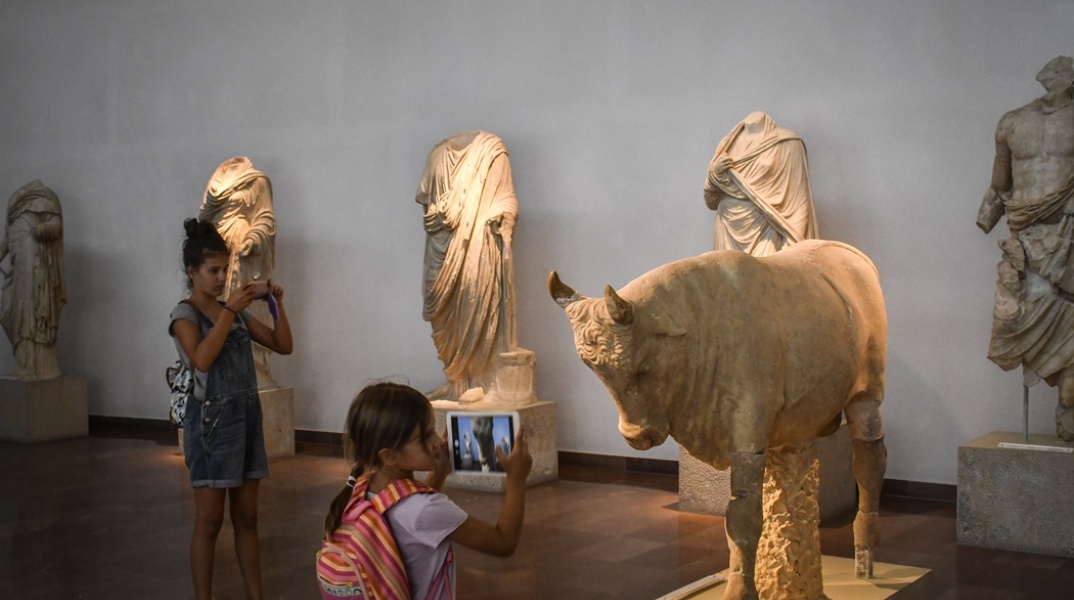 Εκθέματα στο Αρχαιολογικό Μουσείο της Αρχαίας Ολυμπίας