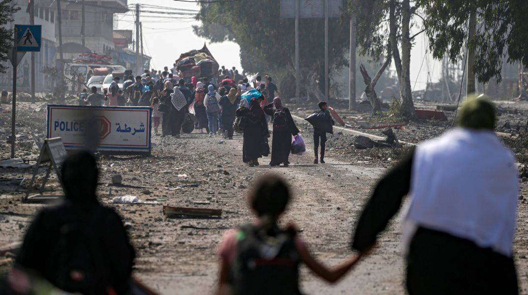 Υπουργείο Εξωτερικών: Αποστολή ανθρωπιστικής βοήθειας αύριο στη Λωρίδα της Γάζας - Περιλαμβάνει φαρμακευτικό και ιατρικό υλικό.