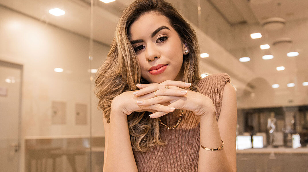 Γυναίκα εργαζόμενη