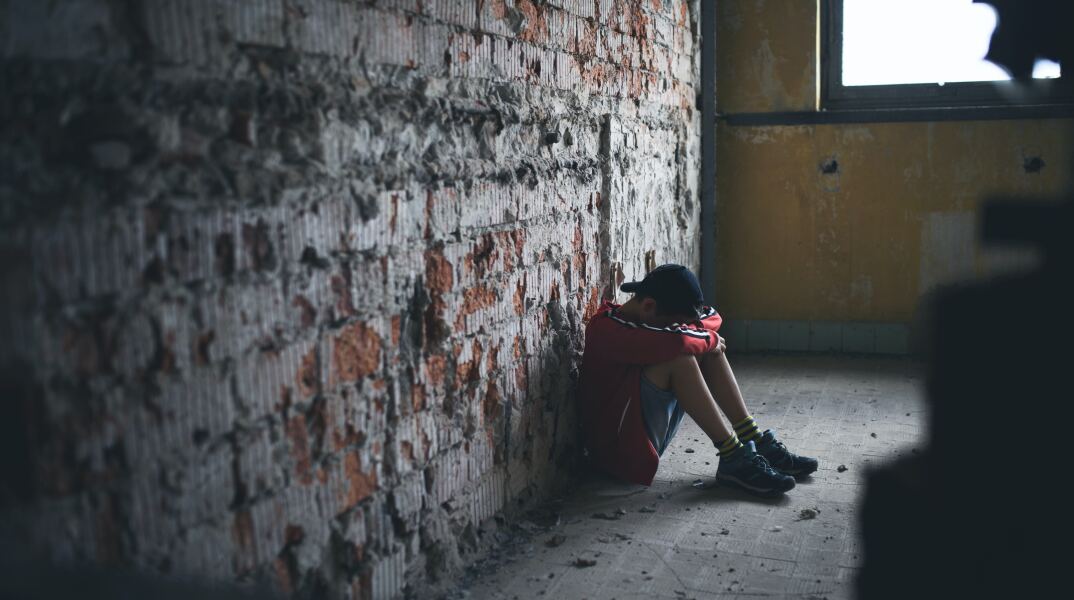 Αγία Παρασκευή: Δίωξη για κακούργημα στους δράστες του ξυλοδαρμού του 14χρονου 