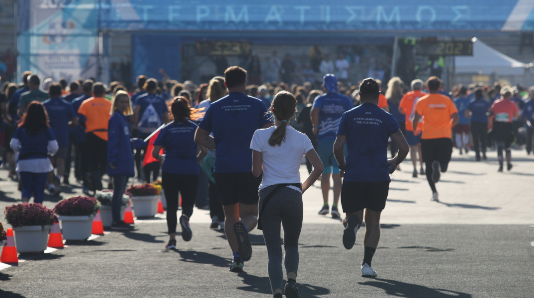 Θα μπορούσε ο μαραθώνιος να σώσει τον κόσμο; 