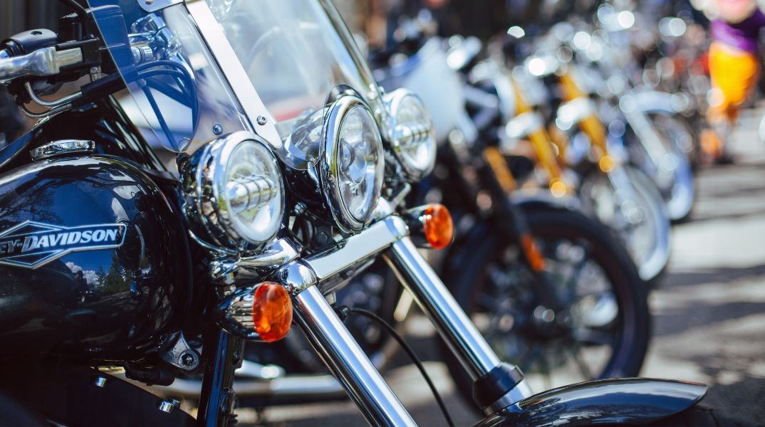 Εξαρθρώθηκε σπείρα στην Αττική που έκλεβε μηχανές και τις πωλούσε για ανταλλακτικά