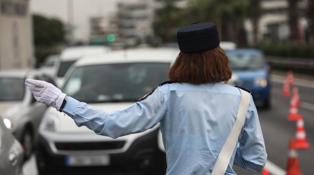 Κυκλοφοριακές ρυθμίσεις την Κυριακή στην Αθήνα - Ποιοι δρόμοι κλείνουν