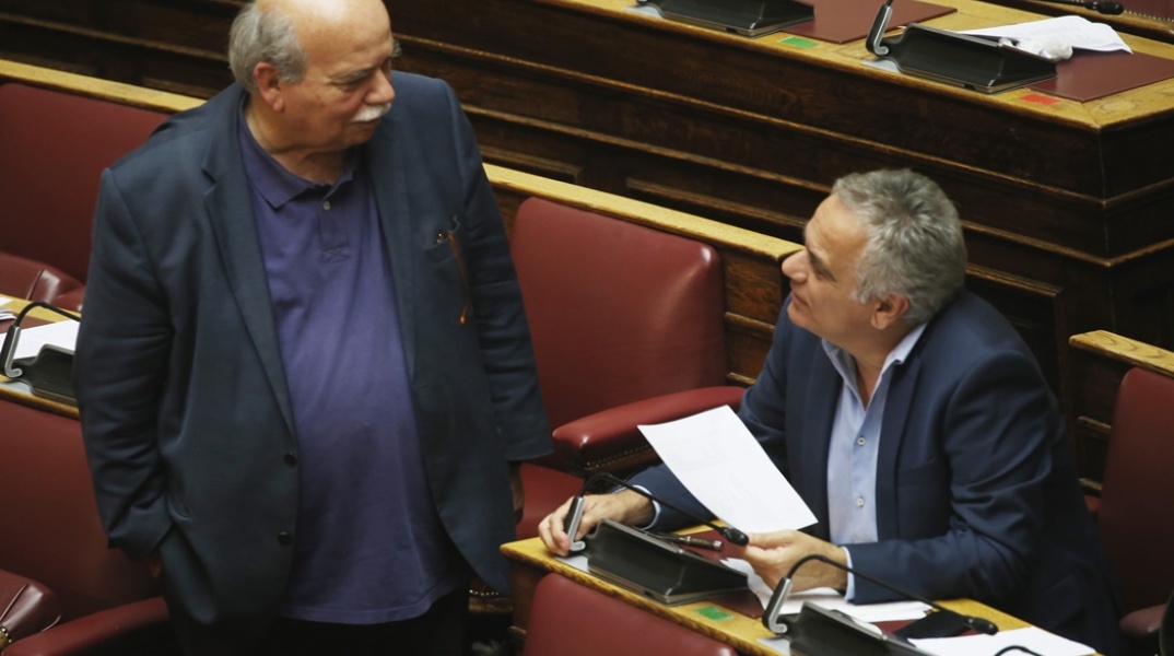 Θέμα ωρών η αποχώρηση Νίκου Βούτση και Πάνου Σκουρλέτη από τον ΣΥΡΙΖΑ