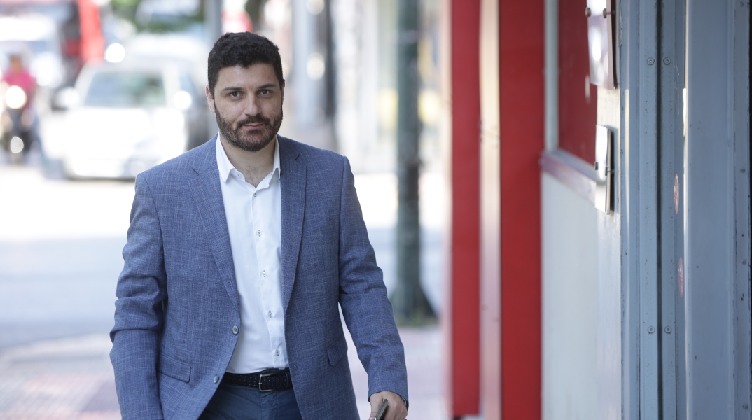 Επικριτικός στο δημοψήφισμα Κασσελάκη, αλλά ενωτικός ο Τεμπονέρας: «Η επόμενη μέρα θα μας βρει μέσα στον ΣΥΡΙΖΑ»