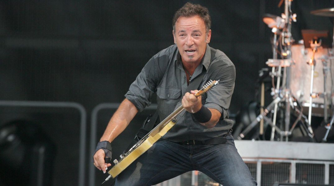 Μπρους Σπρίνγκστιν: Μουσείο αφιερωμένο στον αμερικανό μουσικό - Θα τιμά τη ζωή και την τέχνη του και θα φιλοξενεί τα αρχεία του.