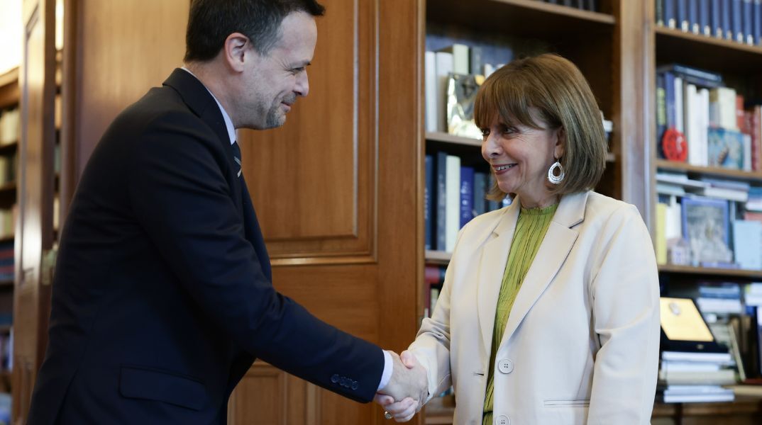 Κατερίνα Σακελλαροπούλου: Συνάντηση με τον νεοεκλεγέντα δήμαρχο Αθηναίων, Χάρη Δούκα - Παρουσίασε στην Πρόεδρο της Δημοκρατίας τις προτάσεις του για την πόλη.