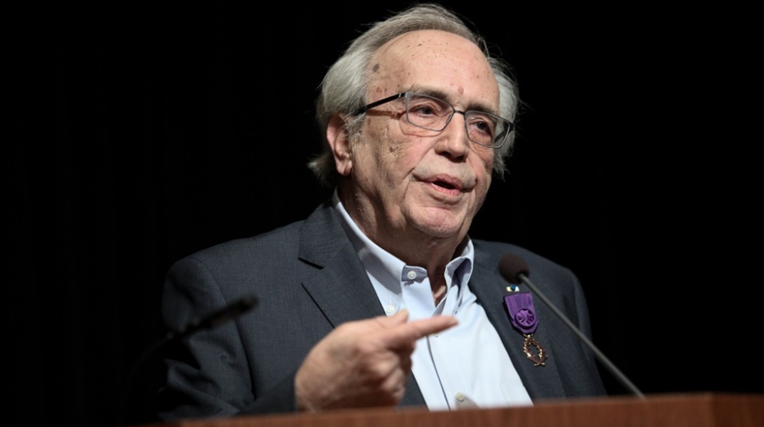 Αριστείδης Μπαλτάς