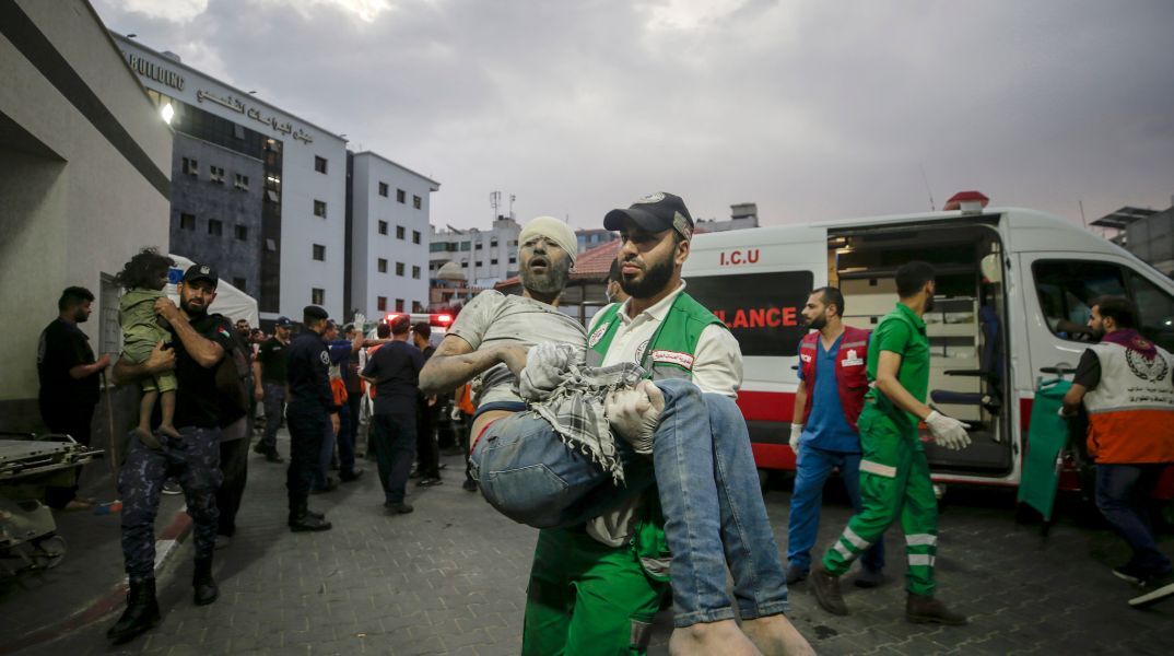 Πόλεμος Ισραήλ - Χαμάς: Το BBC απολογήθηκε για «λανθασμένη αναφορά» σχετικά με επέμβαση του ισραηλινού στρατού στο νοσοκομείο της Γάζας.