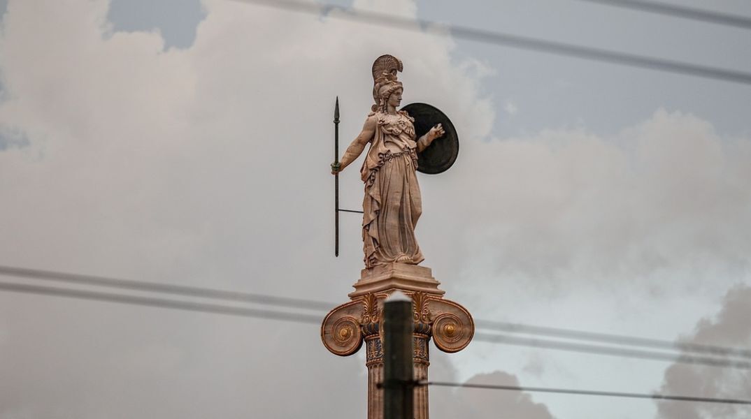 Ο καιρός σήμερα, Παρασκευή 17 Νοεμβρίου: Πτώση θερμοκρασίας και τοπικές βροχές - Αναλυτική πρόγνωση το meteo και την ΕΜΥ.