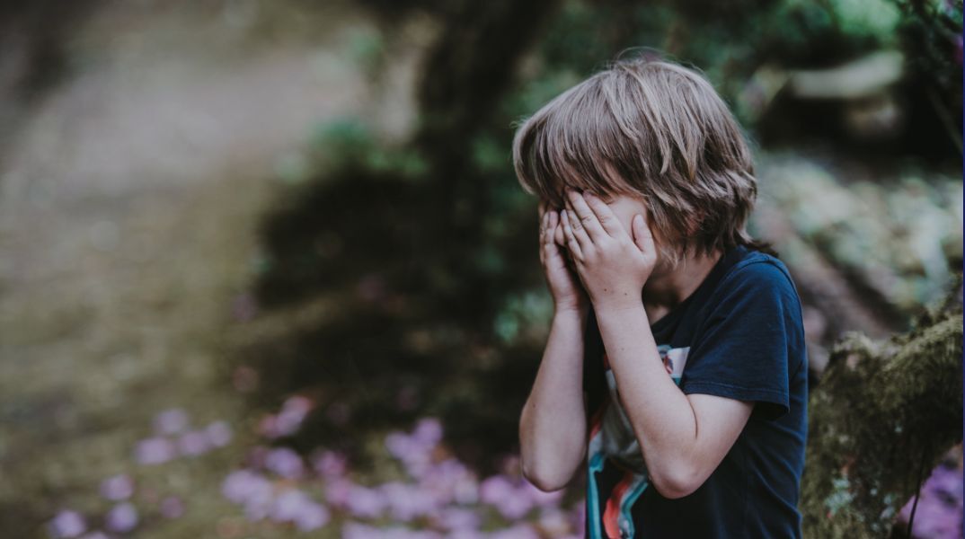 Μόνο στην Αττική, οι καταγγελίες για βιασμό και αποπλάνηση ανηλίκου, το 2023, έχουν αυξηθεί κατά 33%