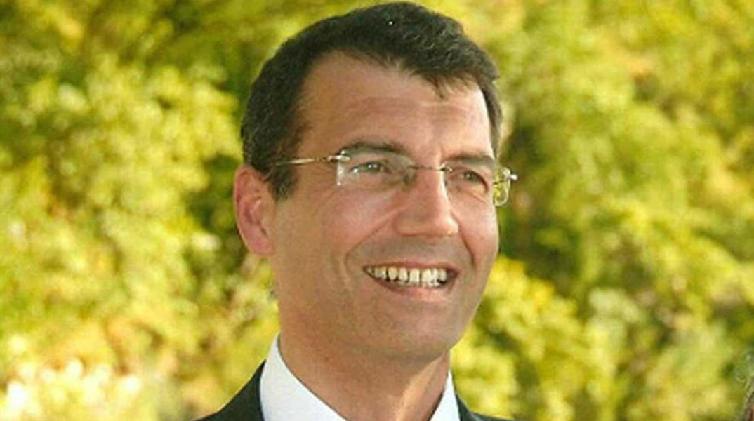 Χαβιέ Ντιπόν ντε Λιγκονές: Δολοφονίες, μυστήριο και ανθρωποκυνηγητό 12 ετών