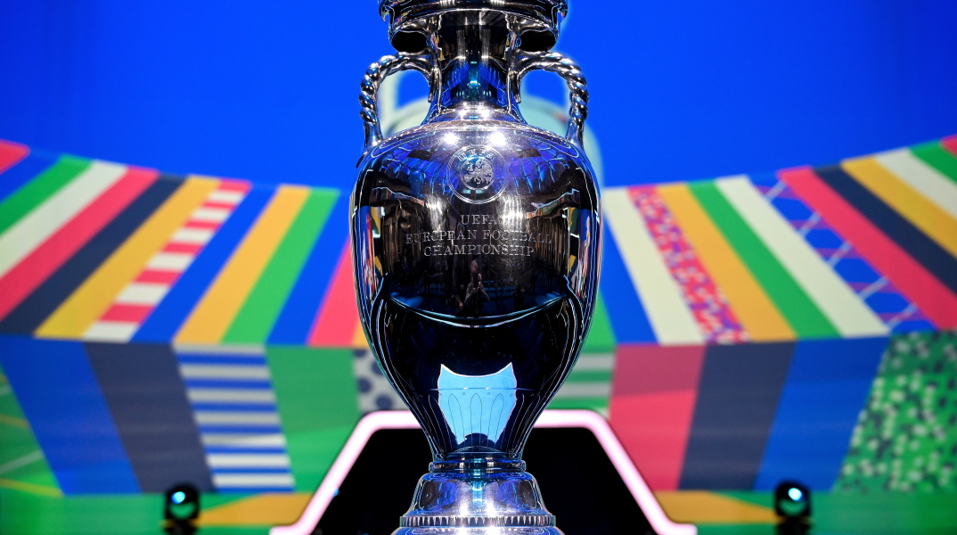 Το τρόπαιο του Euro