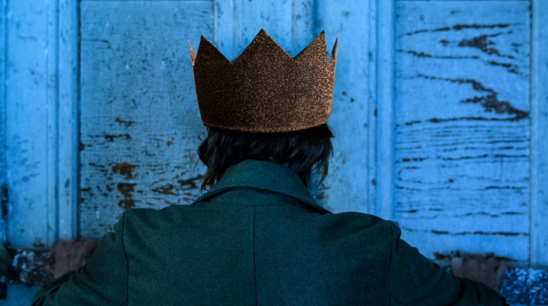 Η Μπέττυ Αρβανίτη ως «Βασιλιάς Ληρ» στη νέα παράσταση του Στάθη Λιβαθινού στο Θέατρο οδού Κεφαλληνίας
