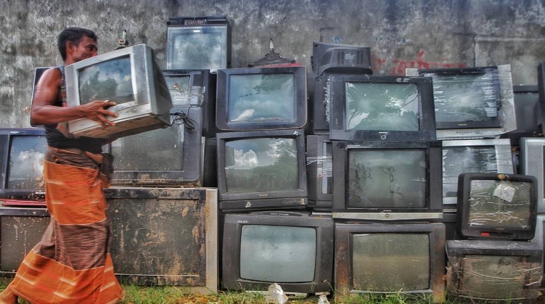 Στο χάος η ανακύκλωση παγκοσμίως λόγω Κίνας