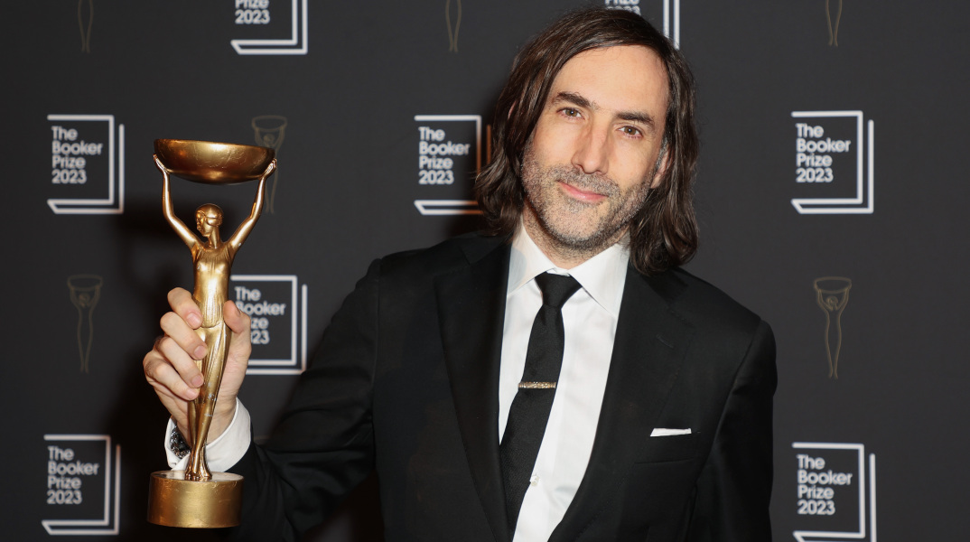 Ο Πολ Λιντς τιμήθηκε με το βρετανικό λογοτεχνικό βραβείο Booker