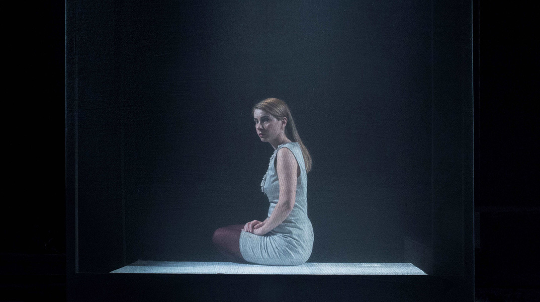 Love and Money: Η Σοφία Μαραθάκη επιστρέφει στο Θέατρο Τέχνης