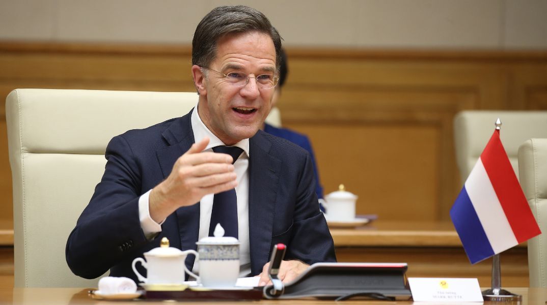 Ολλανδία: Ο απερχόμενος πρωθυπουργός Μαρκ Ρούτε είναι το φαβορί για να αναλάβει την ηγεσία του ΝΑΤΟ παρά το πρόσφατο εκλογικό σοκ στη χώρα του.