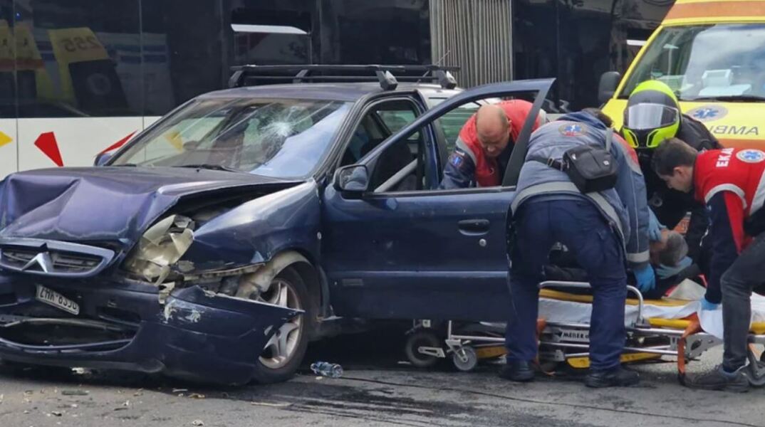 Ανακοπή καρδιάς υπέστη ο οδηγός που προκάλεσε καραμπόλα στη Θεσσαλονίκη