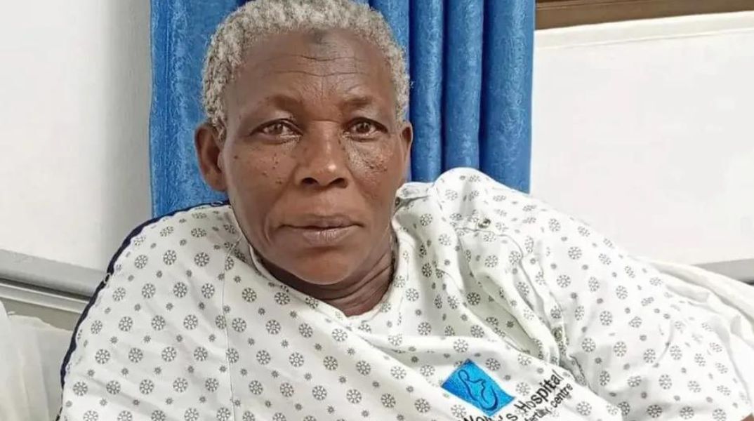 Ουγκάντα: Μητέρα στα 70 της η Σαφίνα Ναμουκουάγια - Γέννησε δίδυμα με εξωσωματική γονιμοποίηση - Το σχόλιο του γιατρού για τον τοκετό.