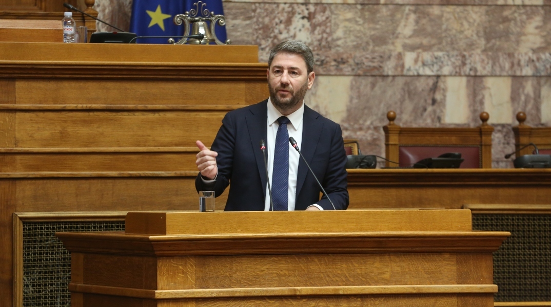 Η επόμενη μέρα για το ΠΑΣΟΚ-Κίνημα Αλλαγής μετά τη διάσπαση του ΣΥΡΙΖΑ.