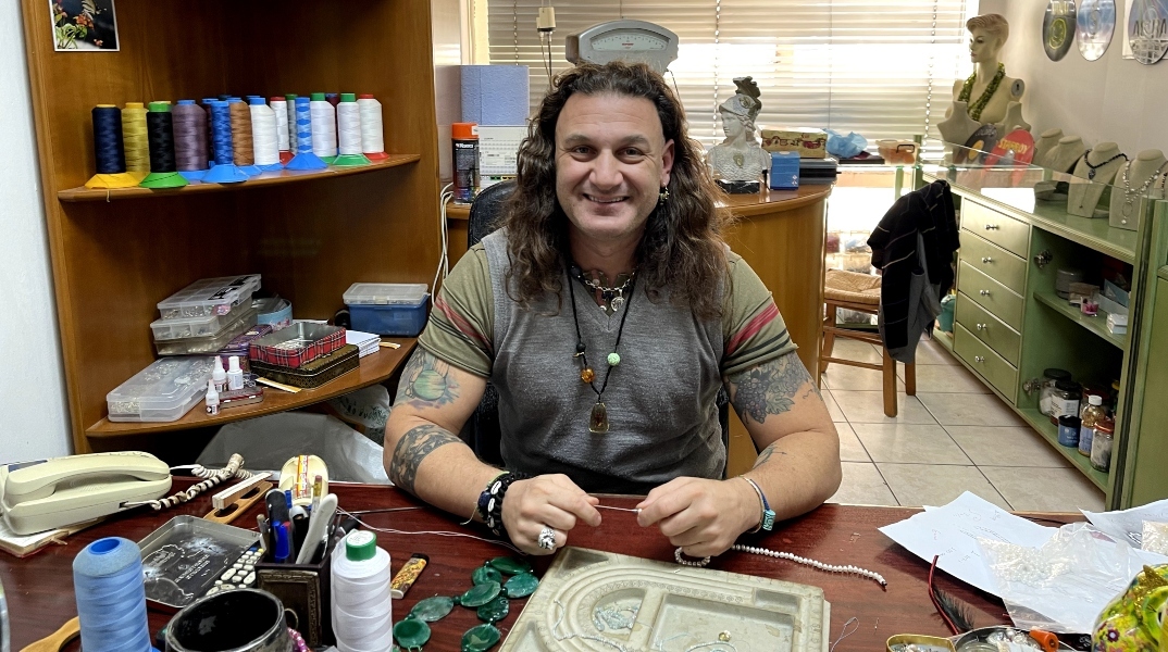 Πού θα δέσετε το μαργαριταρένιο κολιέ σας