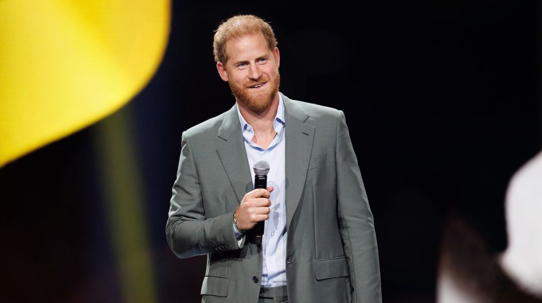 Την προσφυγή του πρίγκιπα Χάρι για αστυνομική προστασία εξετάζει το Ανώτατο Δικαστήριο του Λονδίνου