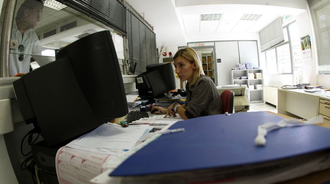 Δημόσιο: Σε εφαρμογή το νέο σύστημα επιλογής διοικήσεων - Ποιους αφορά - Τι αλλάζει μετά τις αποφάσεις του υπουργείου Εσωτερικών.