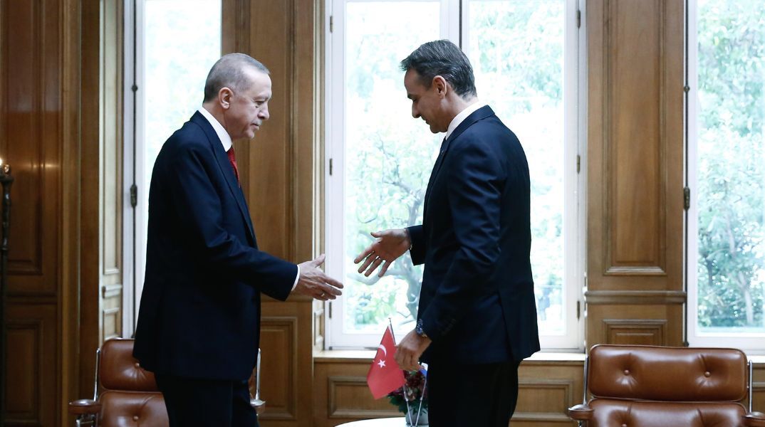 Γαλλικός τύπος για επίσκεψη Ερντογάν: Ανοίγει νέο κεφάλαιο στις ελληνοτουρκικές σχέσεις 