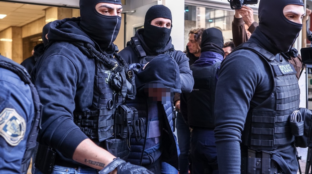 Ρέντης: Βαραίνει το κατηγορητήριο για τον 18χρονο μετά τον θάνατο του αστυνομικού 