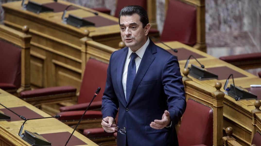Κώστας Σκρέκας: Υπάρχουν ευρήματα για παραπλανητικές εκπτώσεις, θα ελεγχθούν και θα επιβληθούν εκ νέου πρόστιμα- Οι έλεγχοι συνεχίζονται σε όλη την αγορά.