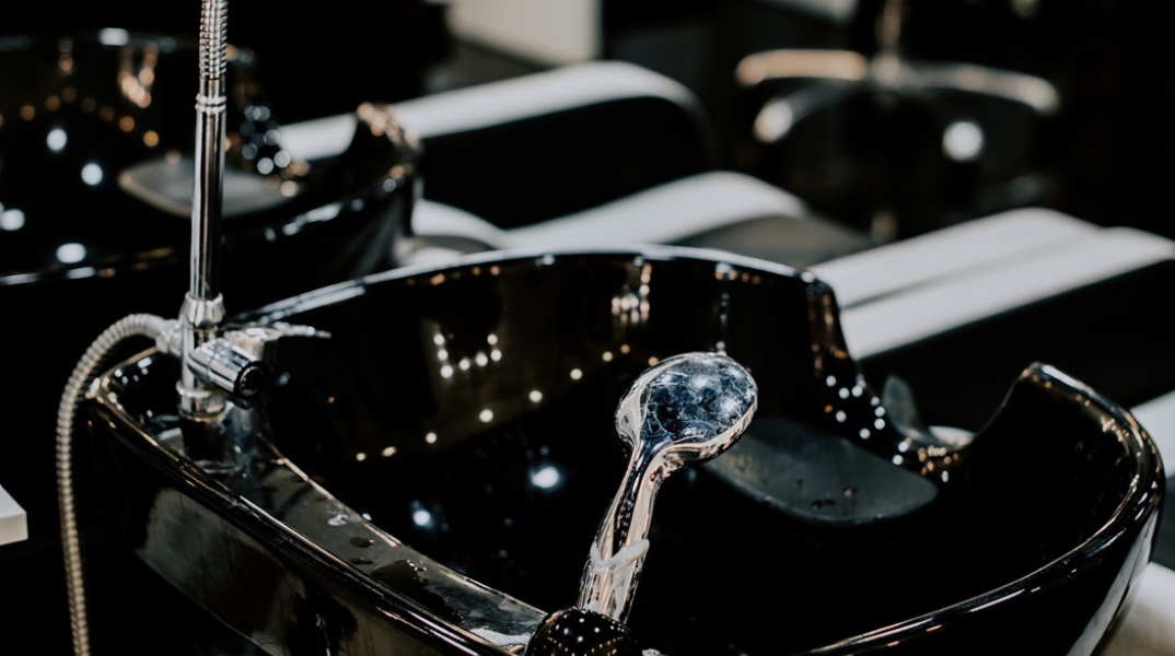 Λουτήρας κομμωτηρίου