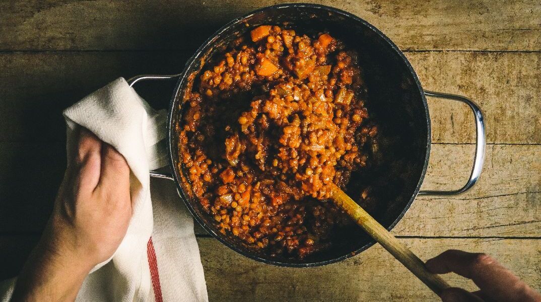 Spiced φακές και ρεβίθια με χειμωνιάτικα λαχανικά