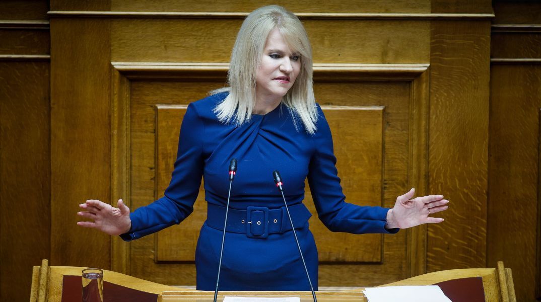 Η Θεοδώρα Τζάκρη