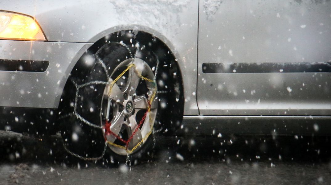 Κακοκαιρία: Πού χρειάζονται αντιολισθητικές αλυσίδες τα οχήματα στη Δυτική Μακεδονία - Πώς διεξάγεται η κυκλοφορία στο οδικό δίκτυο.