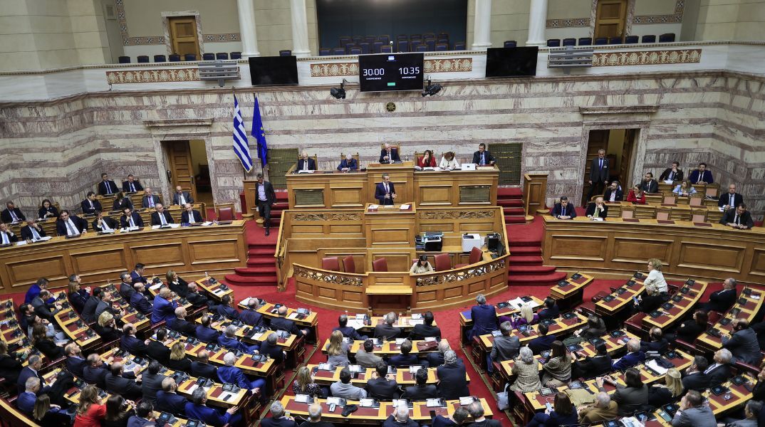  Υπερψηφίστηκε ο προϋπολογισμός 2024: 158 «ναι», 142 «όχι»