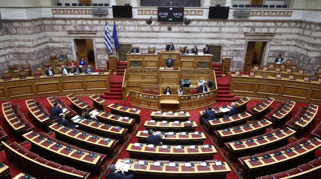 Βουλή: Ολοκληρώνεται η συζήτηση επί του κρατικού προϋπολογισμού 2024 - Το μεσημέρι οι τοποθετήσεις των πολιτικών αρχηγών.