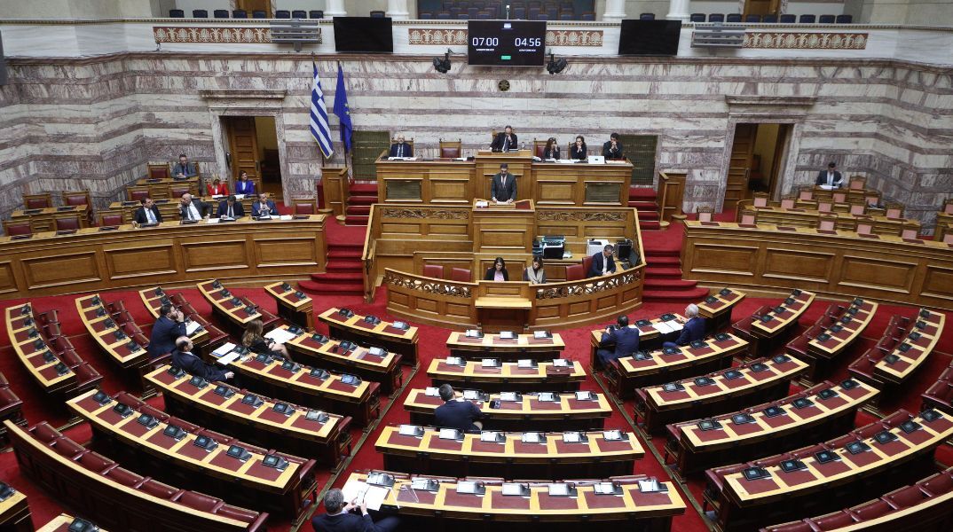 Βουλή: Ολοκληρώνεται η συζήτηση επί του κρατικού προϋπολογισμού 2024 - Το μεσημέρι οι τοποθετήσεις των πολιτικών αρχηγών.
